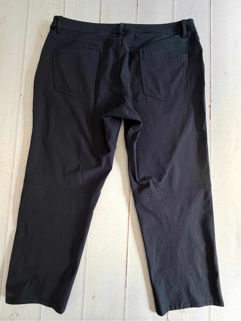 Lululemon Navy Utilitech 7/8 Men’s Golf Stretch S 38 Cropped Performance Travel - Picture 7 of 10